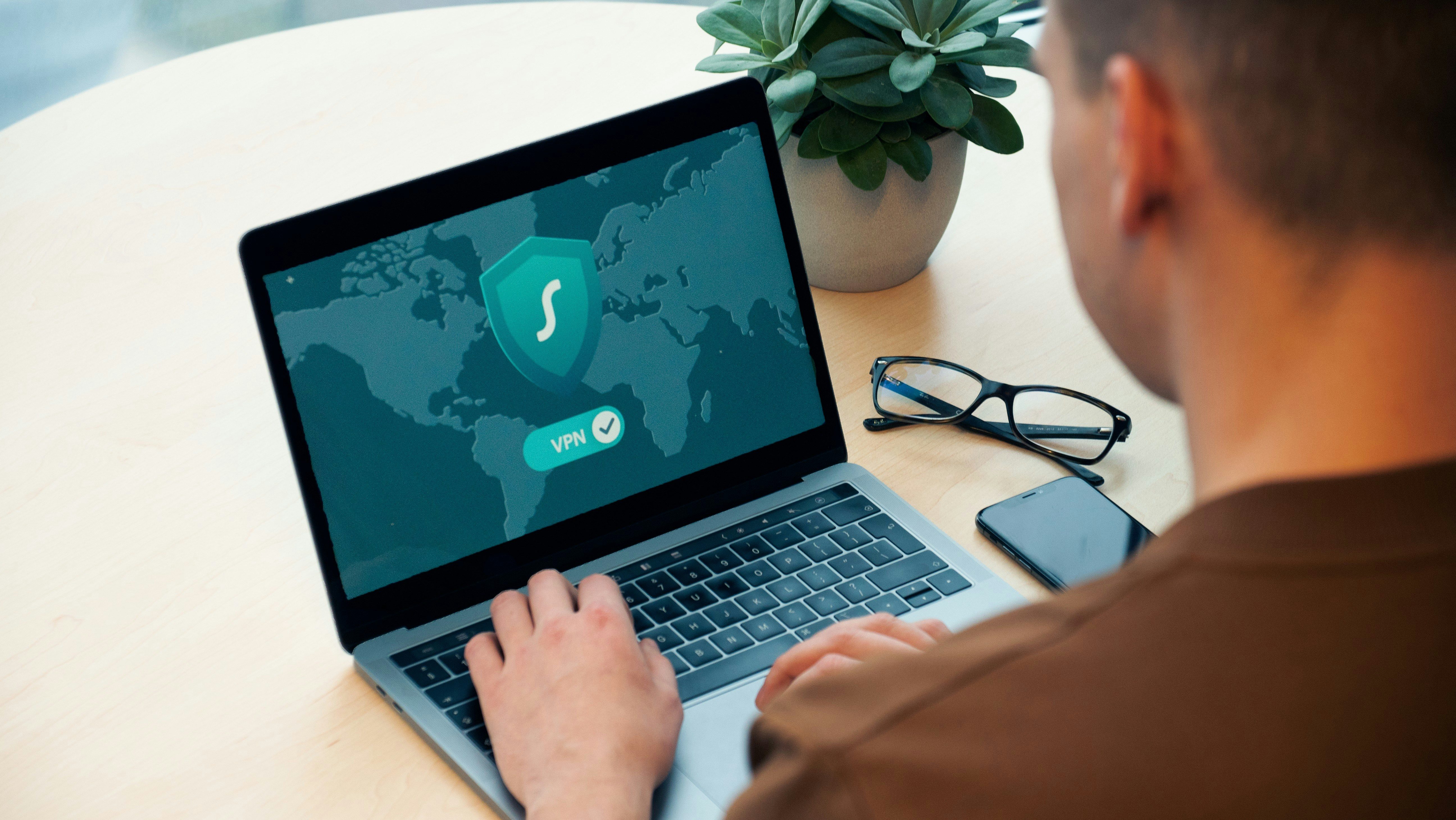 employee monitoring data protection, Employee privacy,employee Monitoring software compliance, employee Monitoring software